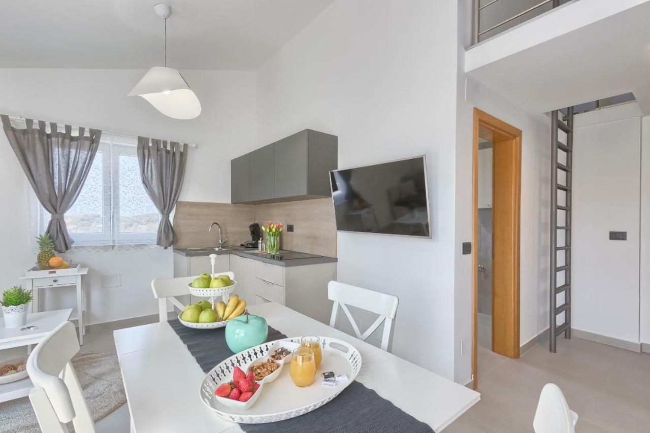 Apartments La Mer Пула Экстерьер фото