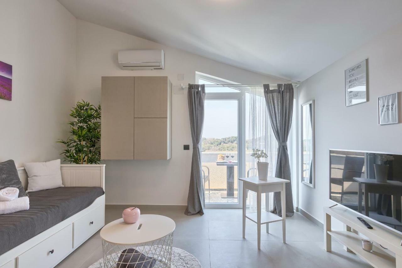 Apartments La Mer Пула Экстерьер фото